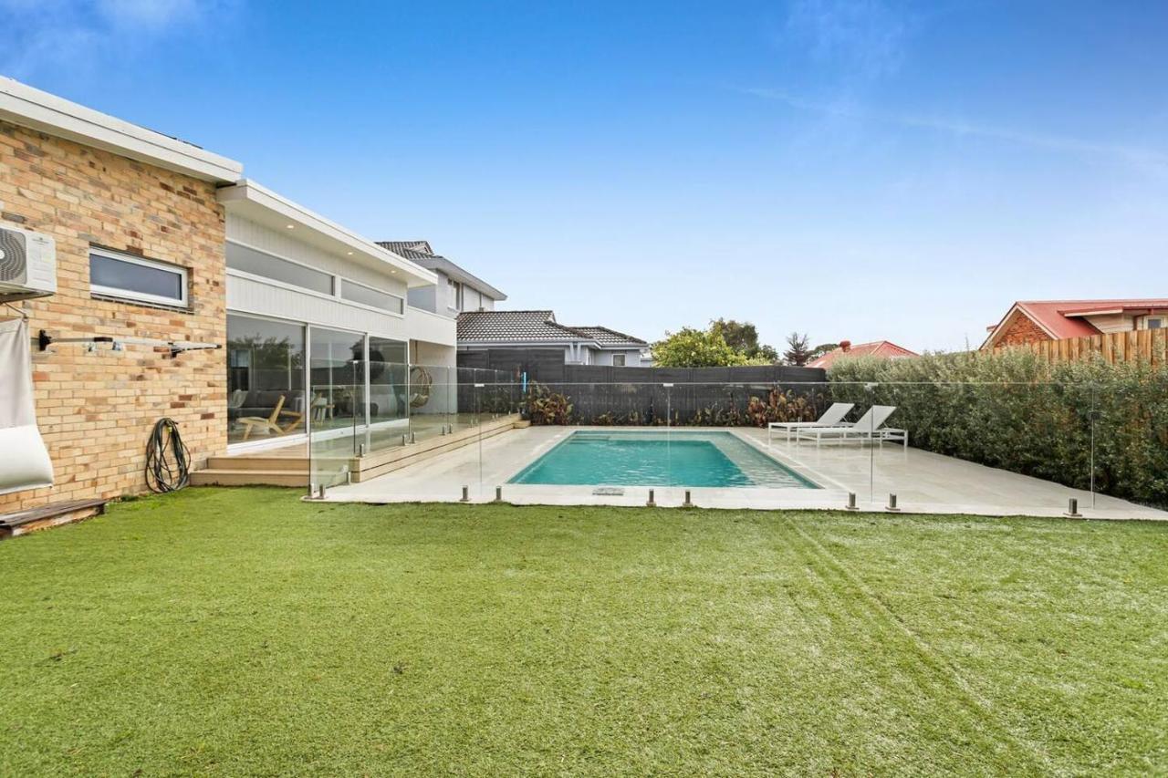 Villa The Family Beachside Escape By Ready Set - House &