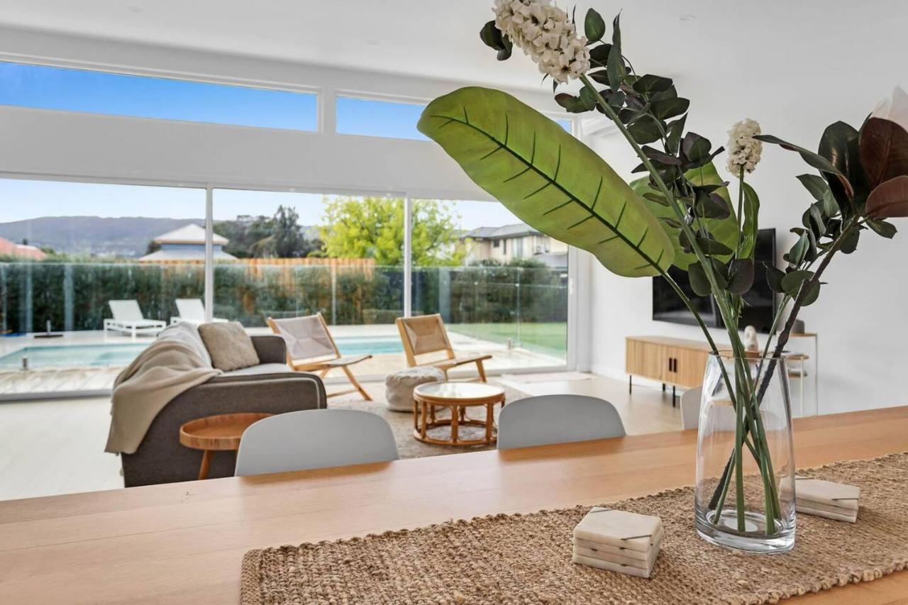 Villa The Family Beachside Escape By Ready Set - House & *